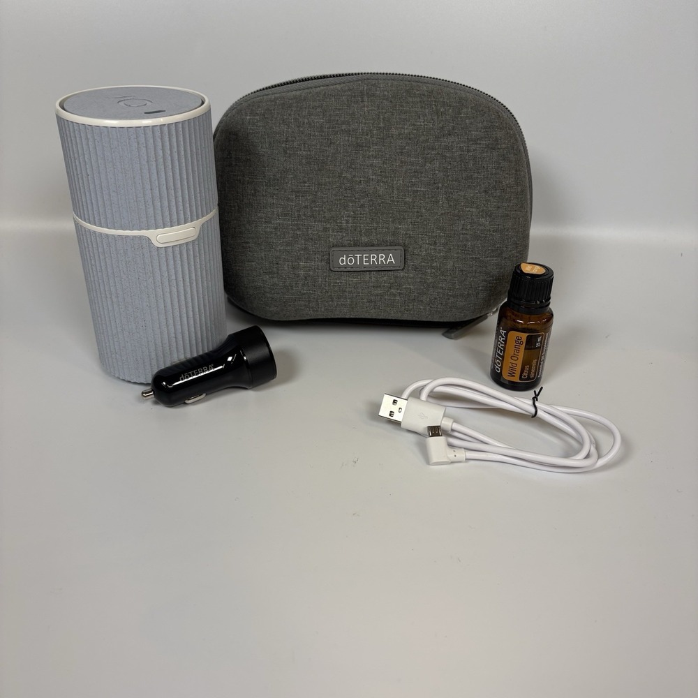 doTERRA Pilot Portable Diffuser Kit Case Car Adapter USB Wild Orange Oil 15mL